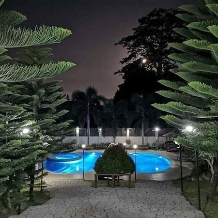 Casa De Miguelitos Hotel Tagaytay City Екстериор снимка