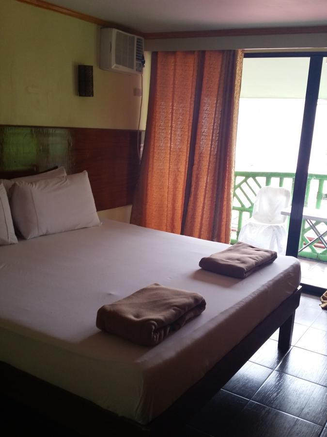 Casa De Miguelitos Hotel Tagaytay City Екстериор снимка