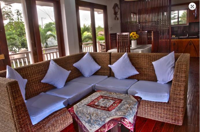 Casa De Miguelitos Hotel Tagaytay City Екстериор снимка