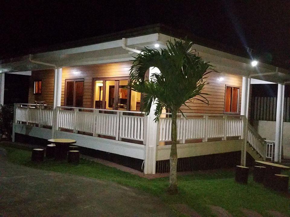 Casa De Miguelitos Hotel Tagaytay City Екстериор снимка