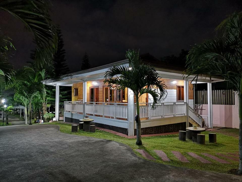 Casa De Miguelitos Hotel Tagaytay City Екстериор снимка