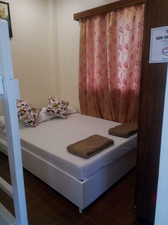 Casa De Miguelitos Hotel Tagaytay City Екстериор снимка